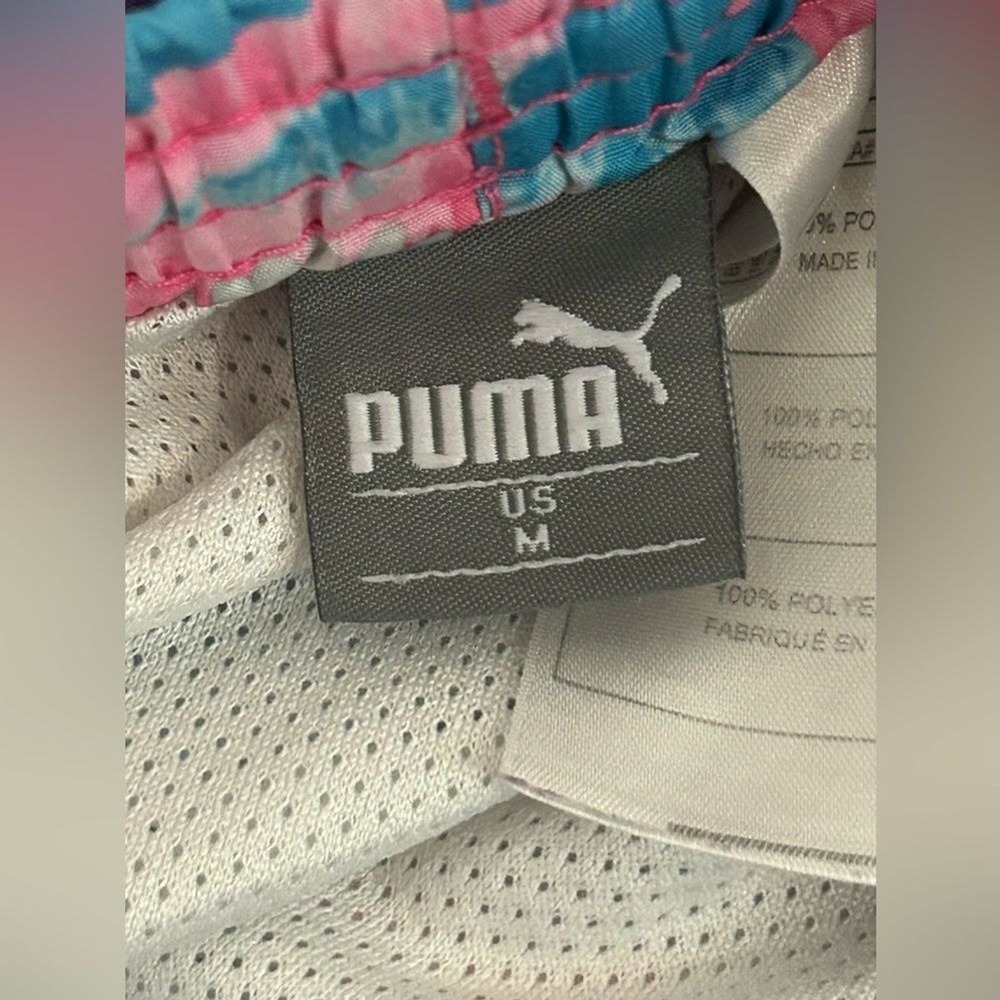 Puma Pink Athletic Floral Shorts Size Medium - Picture 4 of 7